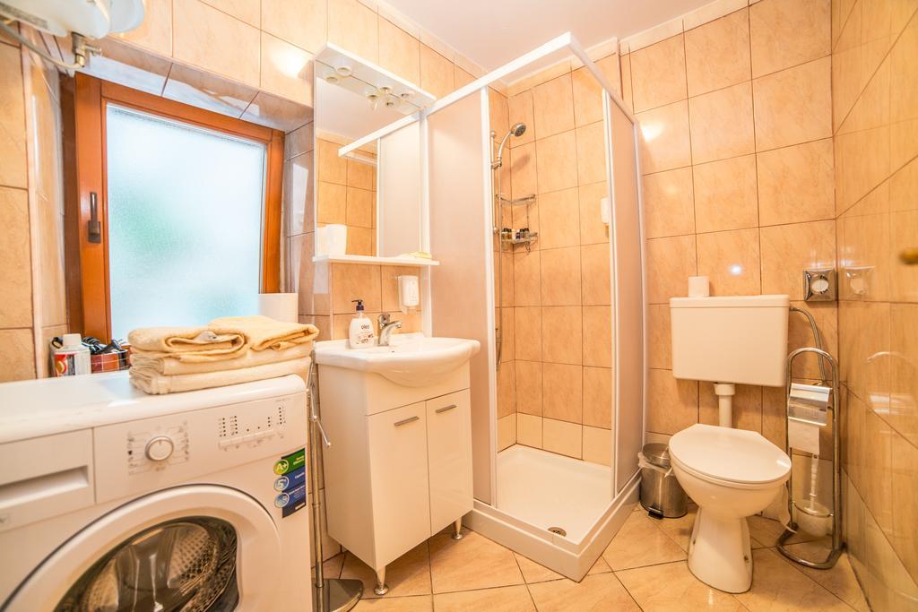 Apartments Dominik 로비니 외부 사진